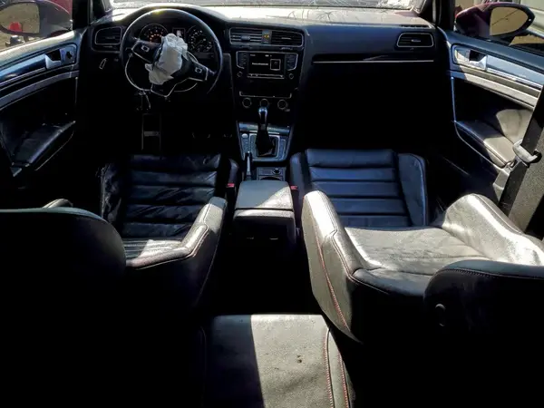 3VW447AU7HM027122 2017 VOLKSWAGEN GTI - Image 8