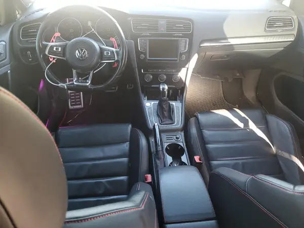 3VW447AU7HM057849 2017 VOLKSWAGEN GTI - Image 8