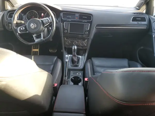 3VW447AU7HM062727 2017 VOLKSWAGEN GTI - Image 8