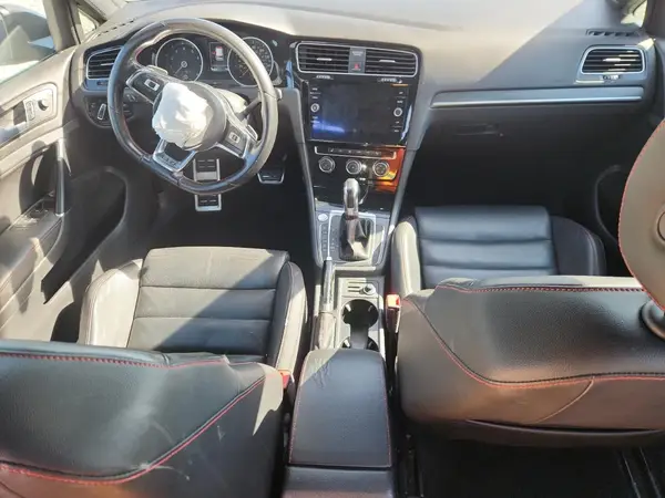 3VW447AU7JM250282 2018 VOLKSWAGEN GTI - Image 8