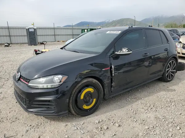 3VW447AU7JM265879 2018 VOLKSWAGEN GTI - Image 1