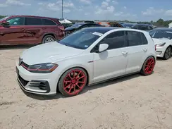 3VW447AU7JM275229 2018 VOLKSWAGEN GTI