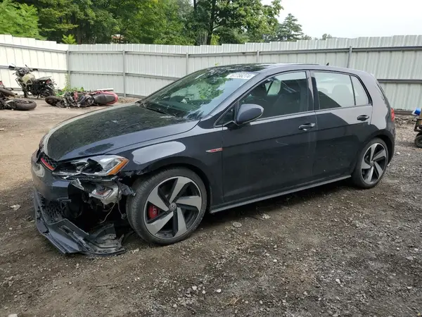 3VW447AU7JM285453 2018 VOLKSWAGEN GTI - Image 1