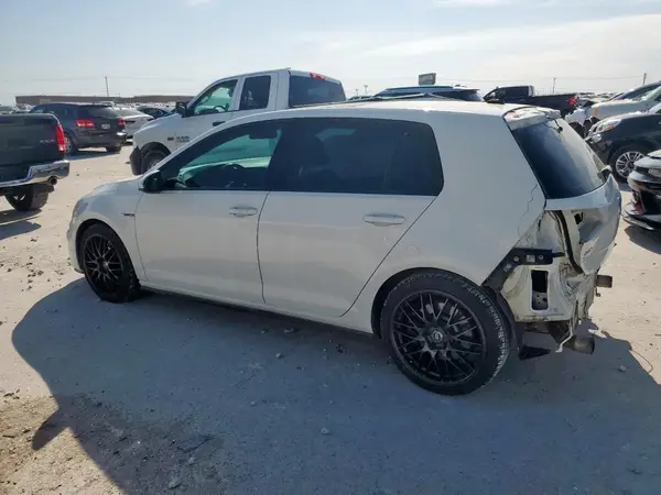 3VW447AU8GM045093 2016 VOLKSWAGEN GTI - Image 2