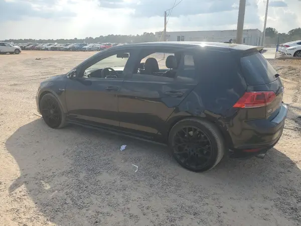 3VW447AU8GM065814 2016 VOLKSWAGEN GTI - Image 2