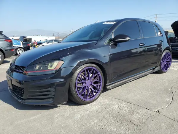 3VW447AU8GM068258 2016 VOLKSWAGEN GTI - Image 1