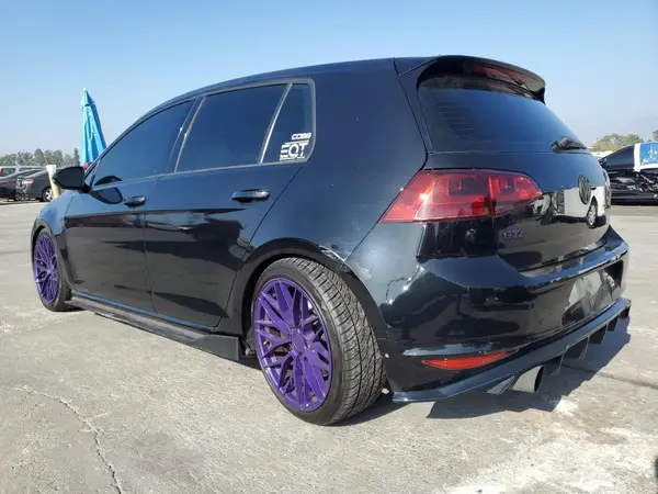 3VW447AU8GM068258 2016 VOLKSWAGEN GTI - Image 2