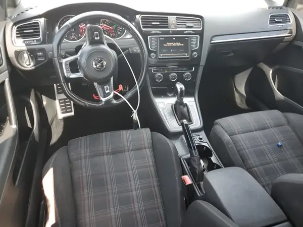 3VW447AU8HM027081 2017 VOLKSWAGEN GTI - Image 8