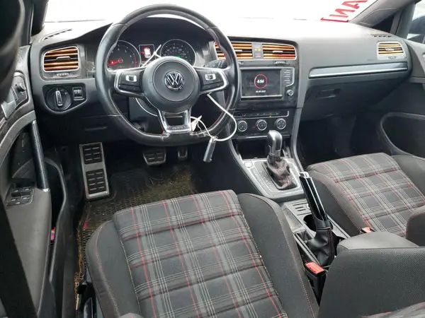 3VW447AU8HM034130 2017 VOLKSWAGEN GTI - Image 8