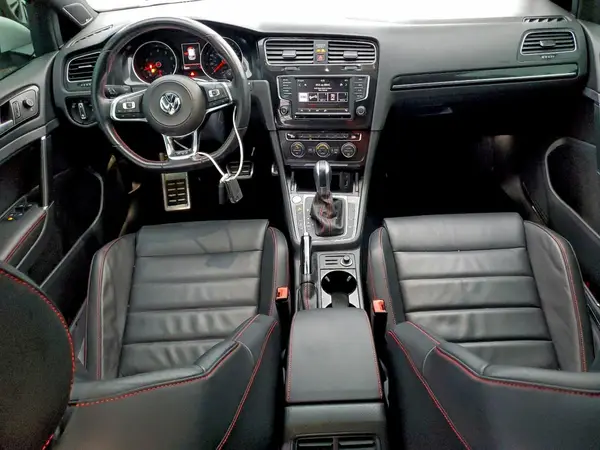3VW447AU8HM048626 2017 VOLKSWAGEN GTI - Image 8