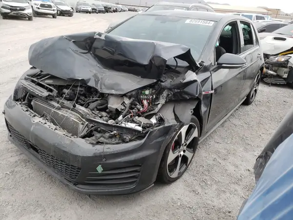 3VW447AU8HM059755 2017 VOLKSWAGEN GTI - Image 1
