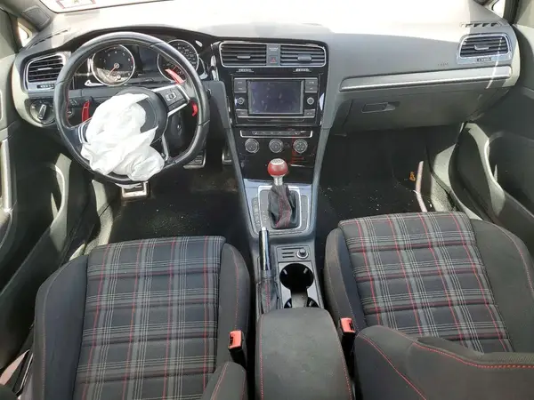 3VW447AU8JM259606 2018 VOLKSWAGEN GTI - Image 8
