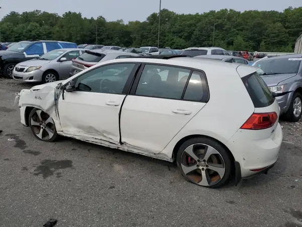 3VW447AU9GM040551 2016 VOLKSWAGEN GTI - Image 2