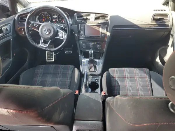 3VW447AU9HM016767 2017 VOLKSWAGEN GTI - Image 8