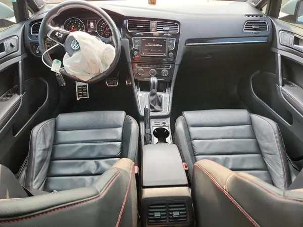 3VW447AU9HM019510 2017 VOLKSWAGEN GTI - Image 8