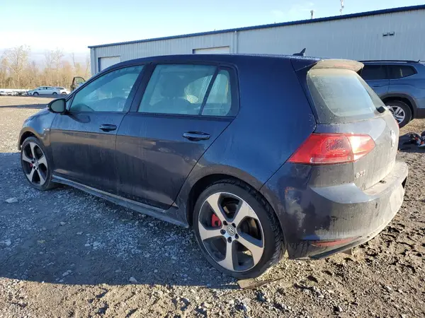 3VW447AU9HM023928 2017 VOLKSWAGEN GTI - Image 2