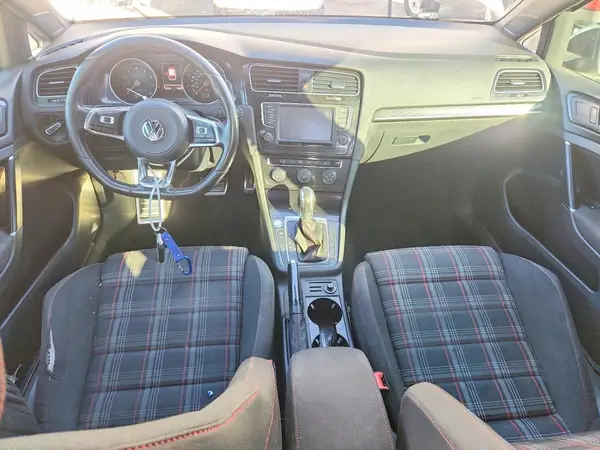 3VW447AU9HM029003 2017 VOLKSWAGEN GTI - Image 8