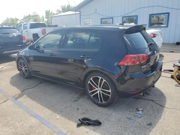 3VW447AU9HM074409 2017 VOLKSWAGEN GTI - Image 2