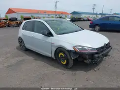 3VW447AU9JM271828 2018 VOLKSWAGEN GTI