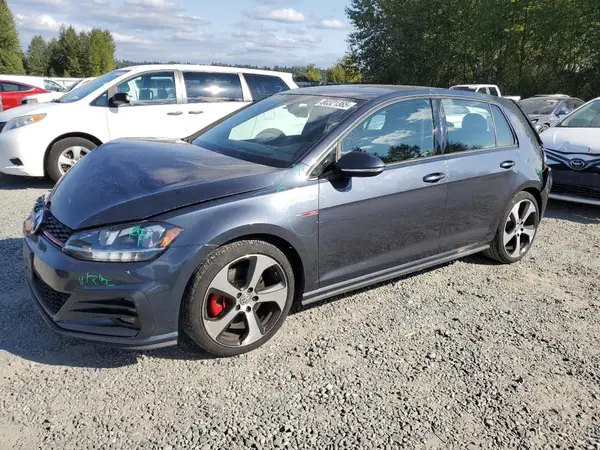3VW447AU9JM288967 2018 VOLKSWAGEN GTI - Image 1