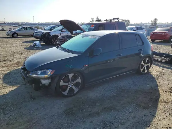 3VW447AU9JM294221 2018 VOLKSWAGEN GTI - Image 1