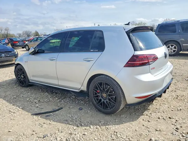 3VW447AUXGM062171 2016 VOLKSWAGEN GTI - Image 2