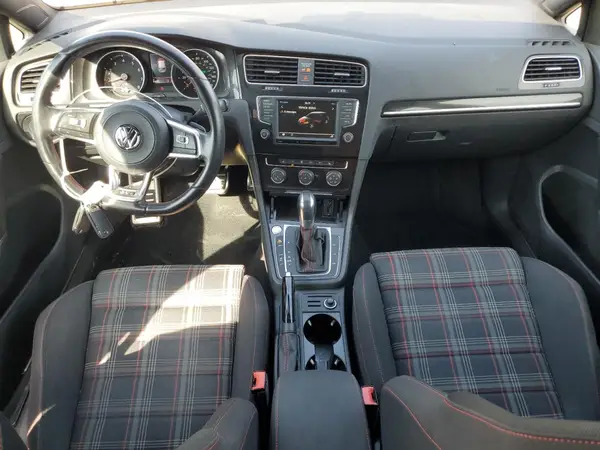 3VW447AUXHM028054 2017 VOLKSWAGEN GTI - Image 8
