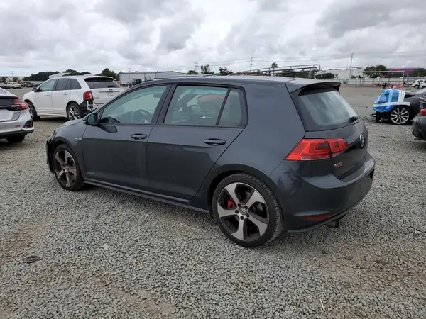3VW447AUXHM031617 2017 VOLKSWAGEN GTI - Image 2