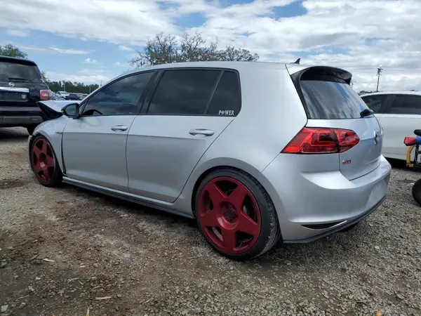 3VW447AUXHM035280 2017 VOLKSWAGEN GTI - Image 2