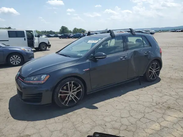 3VW447AUXHM042181 2017 VOLKSWAGEN GTI - Image 1