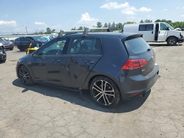 3VW447AUXHM042181 2017 VOLKSWAGEN GTI - Image 2