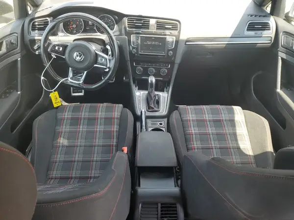 3VW447AUXHM042181 2017 VOLKSWAGEN GTI - Image 8