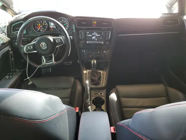 3VW447AUXHM052600 2017 VOLKSWAGEN GTI - Image 8