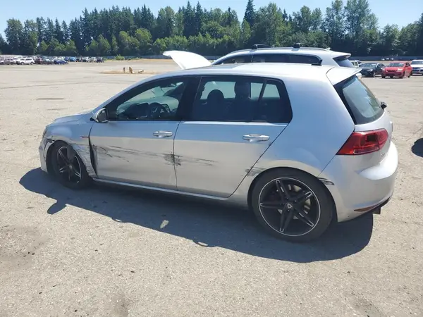 3VW447AUXHM055027 2017 VOLKSWAGEN GTI - Image 2