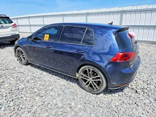 3VW447AUXHM061040 2017 VOLKSWAGEN GTI - Image 2