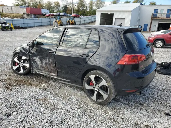 3VW447AUXHM071860 2017 VOLKSWAGEN GTI - Image 2