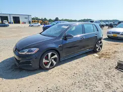 3VW447AUXJM250471 2018 VOLKSWAGEN GTI