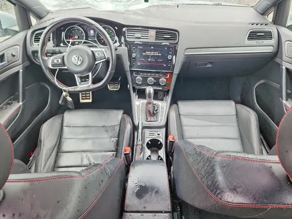 3VW447AUXJM263611 2018 VOLKSWAGEN GTI - Image 8