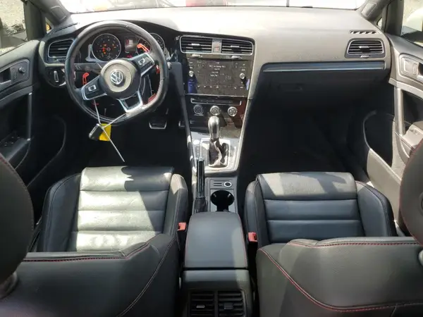 3VW447AUXJM273068 2018 VOLKSWAGEN GTI - Image 8
