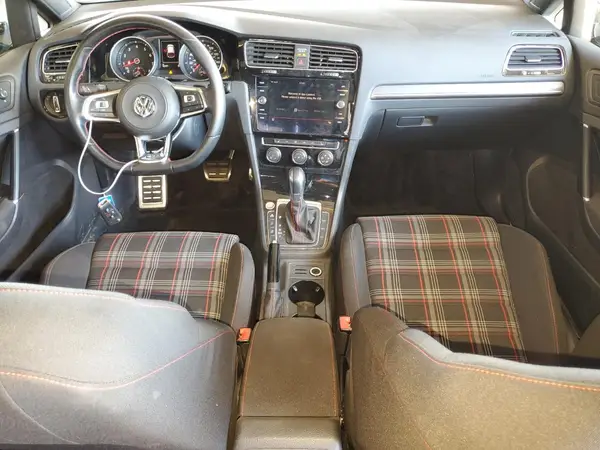 3VW447AUXJM282238 2018 VOLKSWAGEN GTI - Image 8