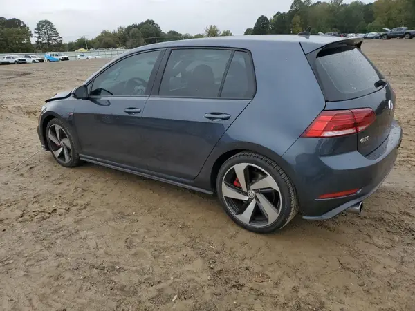 3VW447AUXJM285012 2018 VOLKSWAGEN GTI - Image 2