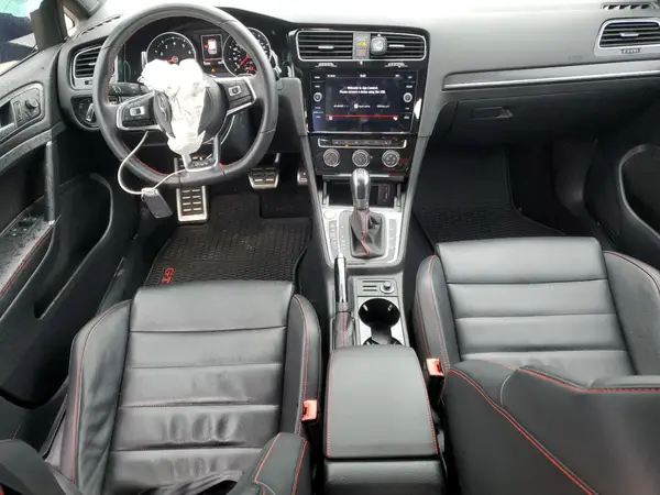 3VW447AUXJM285012 2018 VOLKSWAGEN GTI - Image 8