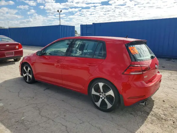 3VW447AUXJM287049 2018 VOLKSWAGEN GTI - Image 2