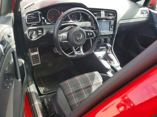 3VW447AUXJM287049 2018 VOLKSWAGEN GTI - Image 8