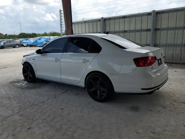 3VW4S7AJ4GM372859 2016 VOLKSWAGEN JETTA - Image 2