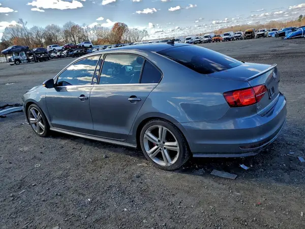 3VW4T7AJ0HM215876 2017 VOLKSWAGEN JETTA - Image 2