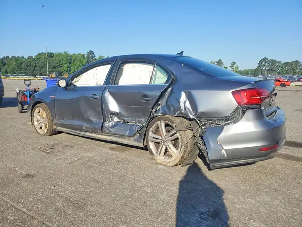 3VW4T7AJ0HM355233 2017 VOLKSWAGEN JETTA - Image 2