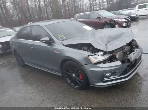 3VW4T7AJ0JM219318 2018 VOLKSWAGEN JETTA - Image 1