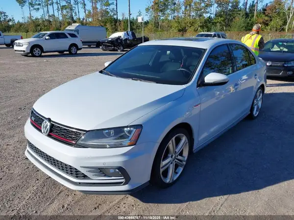 3VW4T7AJ1HM349201 2017 VOLKSWAGEN JETTA - Image 2