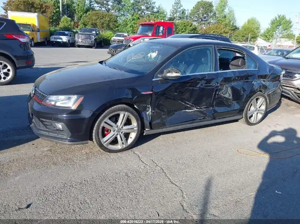 3VW4T7AJ3GM246893 2016 VOLKSWAGEN JETTA - Image 2